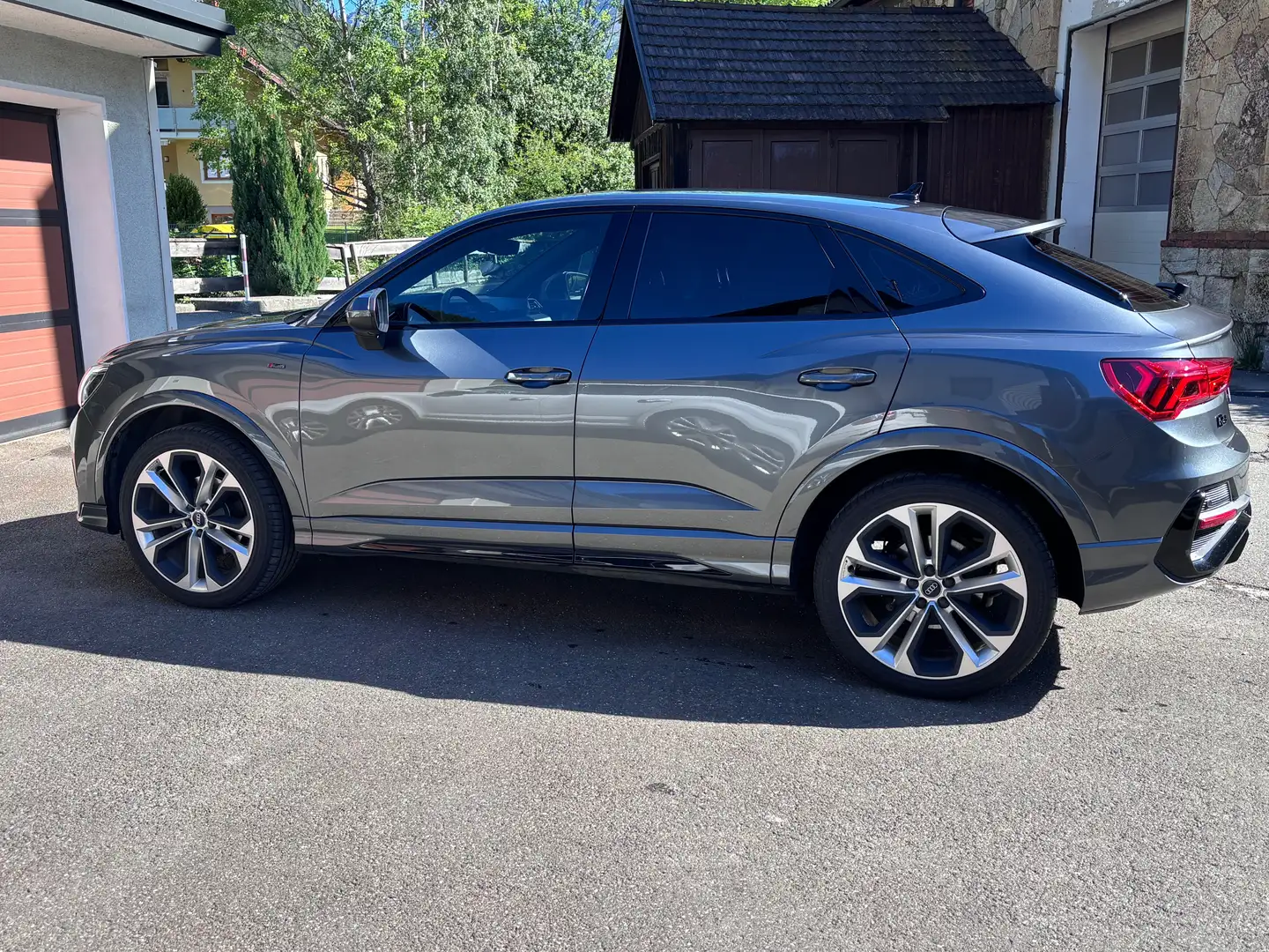 Audi Q3 Q3 Sportback 35 TDI S-Line quattro S-Line Grau - 2