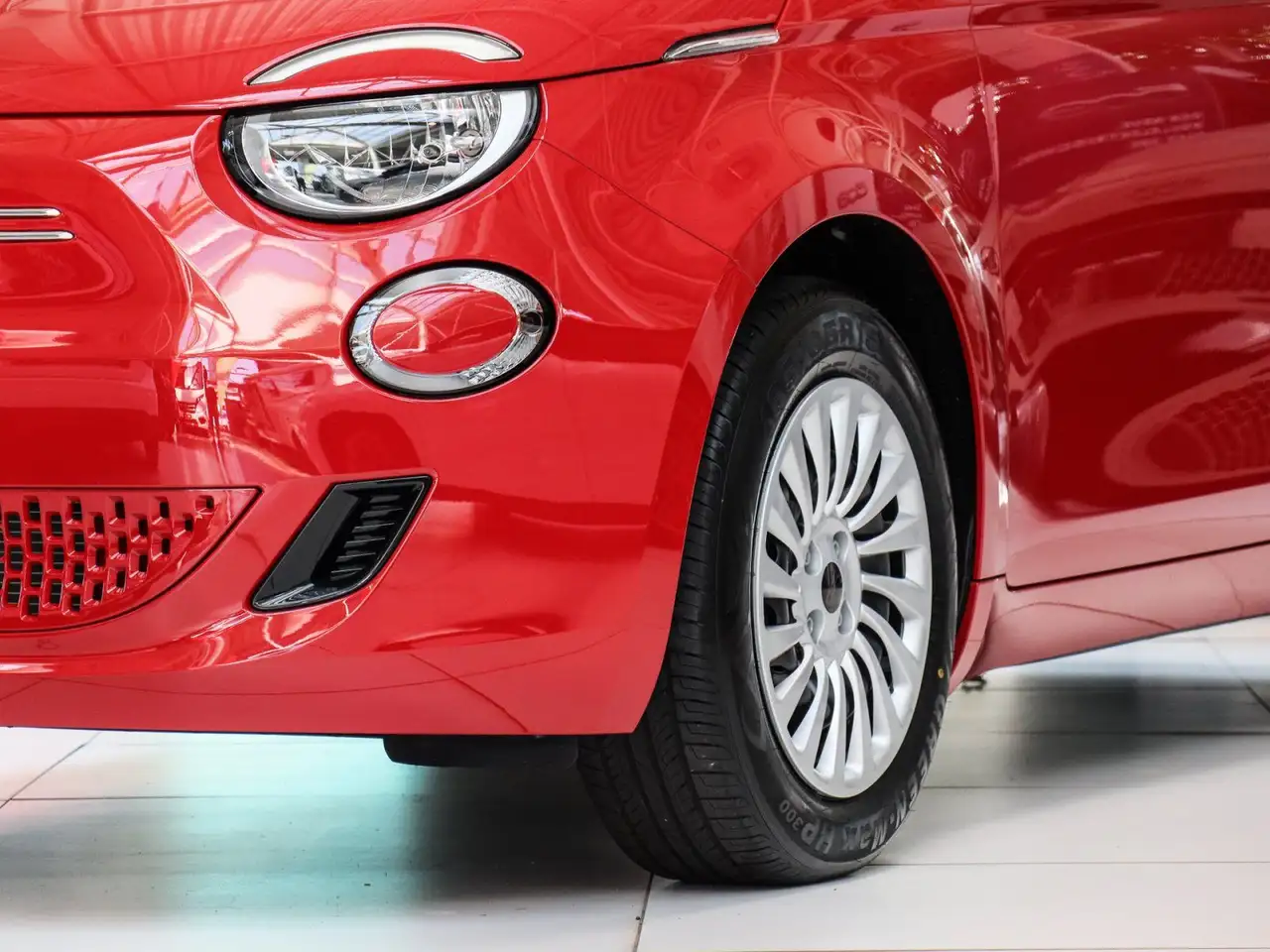 Fiat 500e Red 42 kWh 5