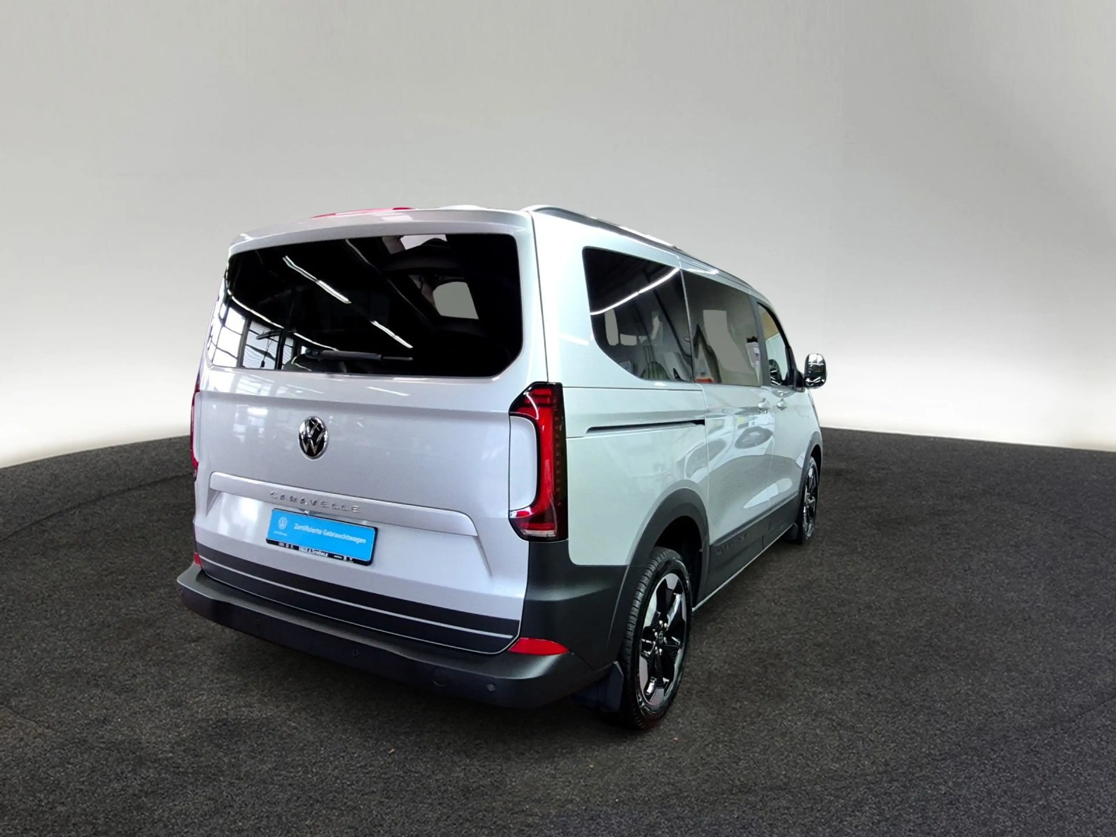 Volkswagen T7 Caravelle PanAmericana 2.0 TDI Aut. AHK PANO — photo 3