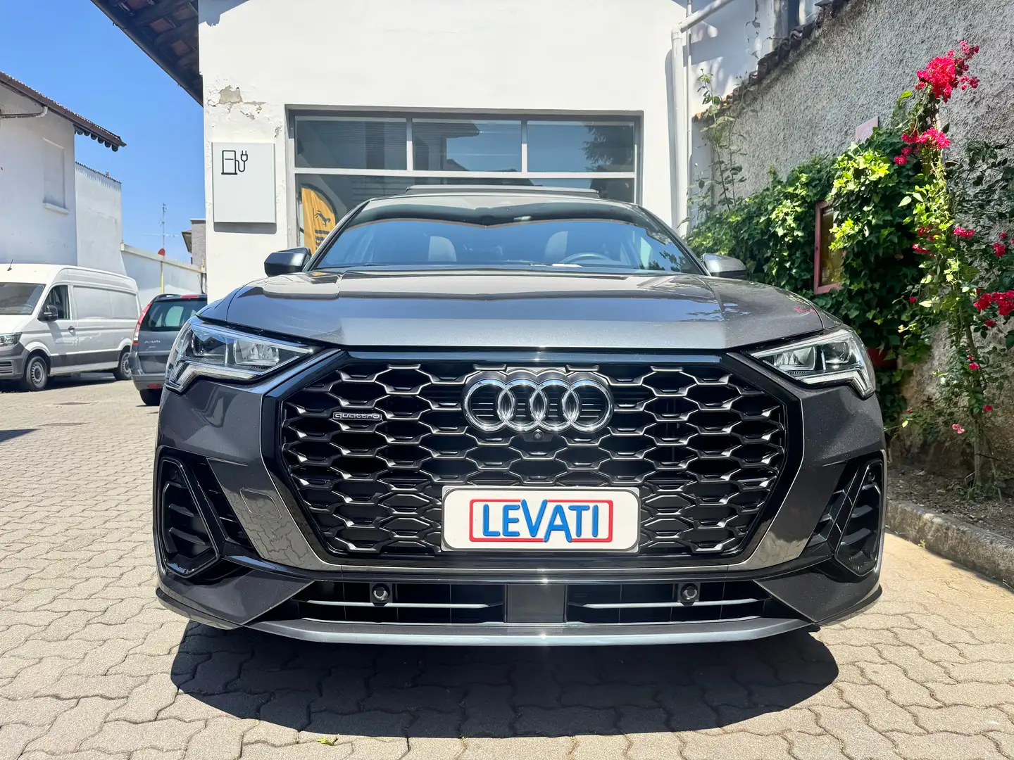Audi Q3 Q3 Sportback 40 2.0 tfsi S line quattro s-tronic Grigio - 2