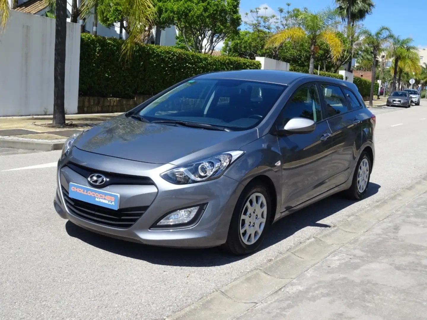 Hyundai i30 1.6CRDi Klass Gris - 1