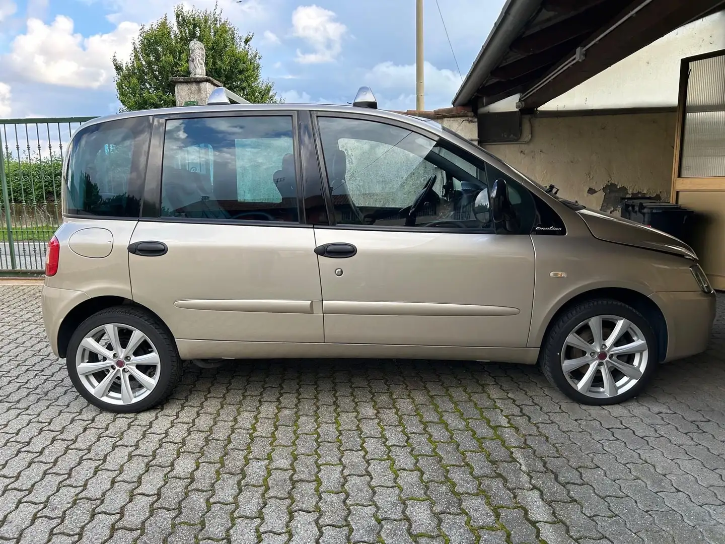 Fiat Multipla 1.6 16v natural power Emotion - 1