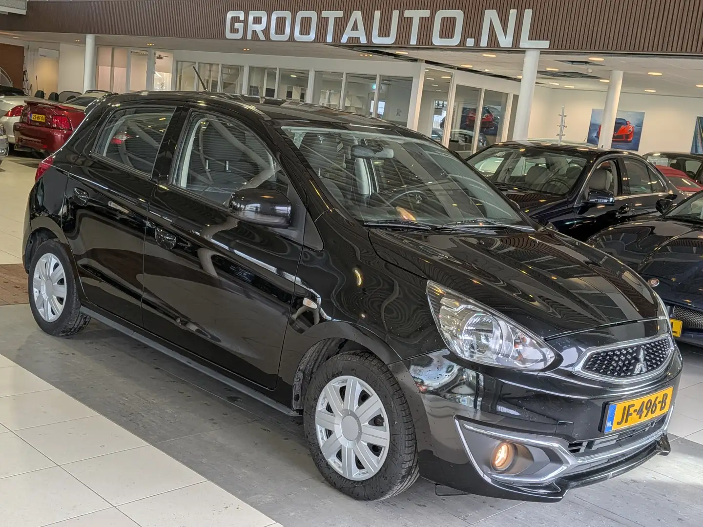Mitsubishi Space Star 1.0 Cool+ Airco, Stuurbekrachtiging Zwart - 1