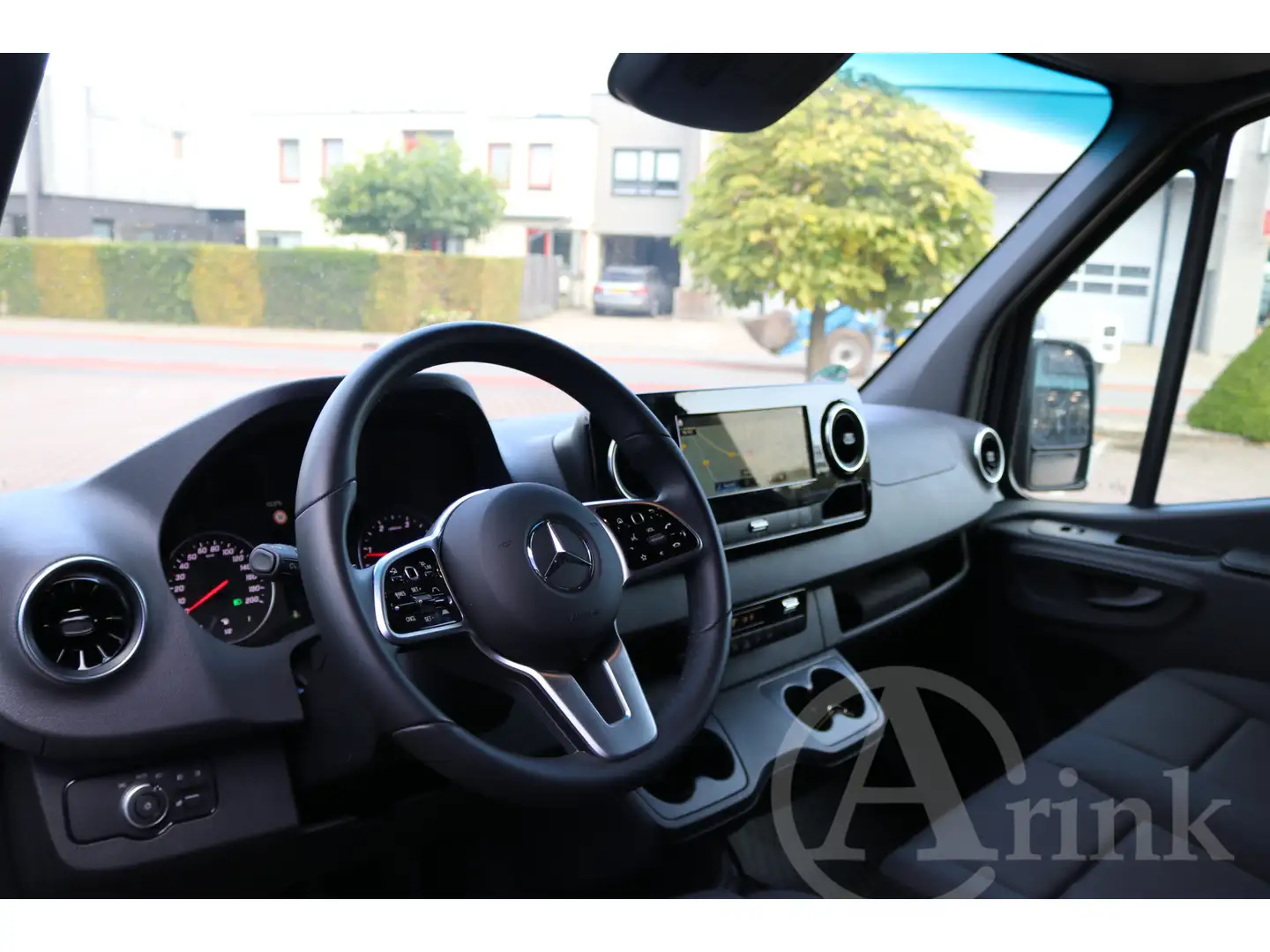 Mercedes-Benz Sprinter 319 CDI L2H2 BPM vrij 360° ALARM KL3 DISTRONIC MBU Grijs - 2