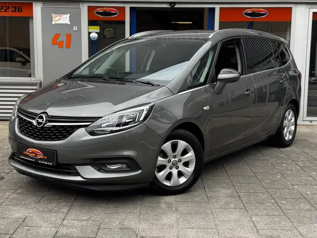 Opel Zafira 1.4 Turbo Business Exec. Navigatie BJ.2018 1e Eige