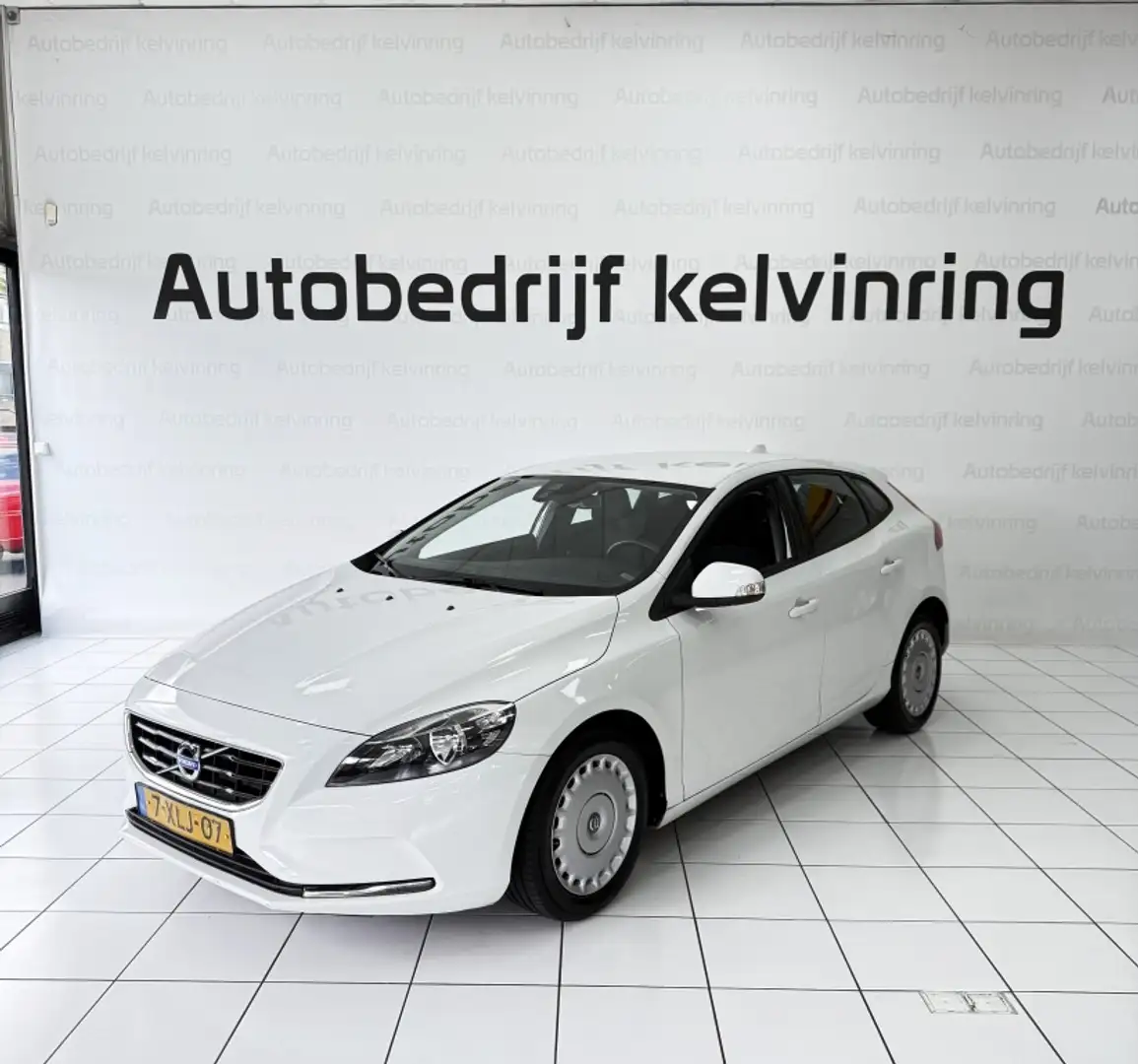 Volvo V40 1.6 T2 Alb - 2