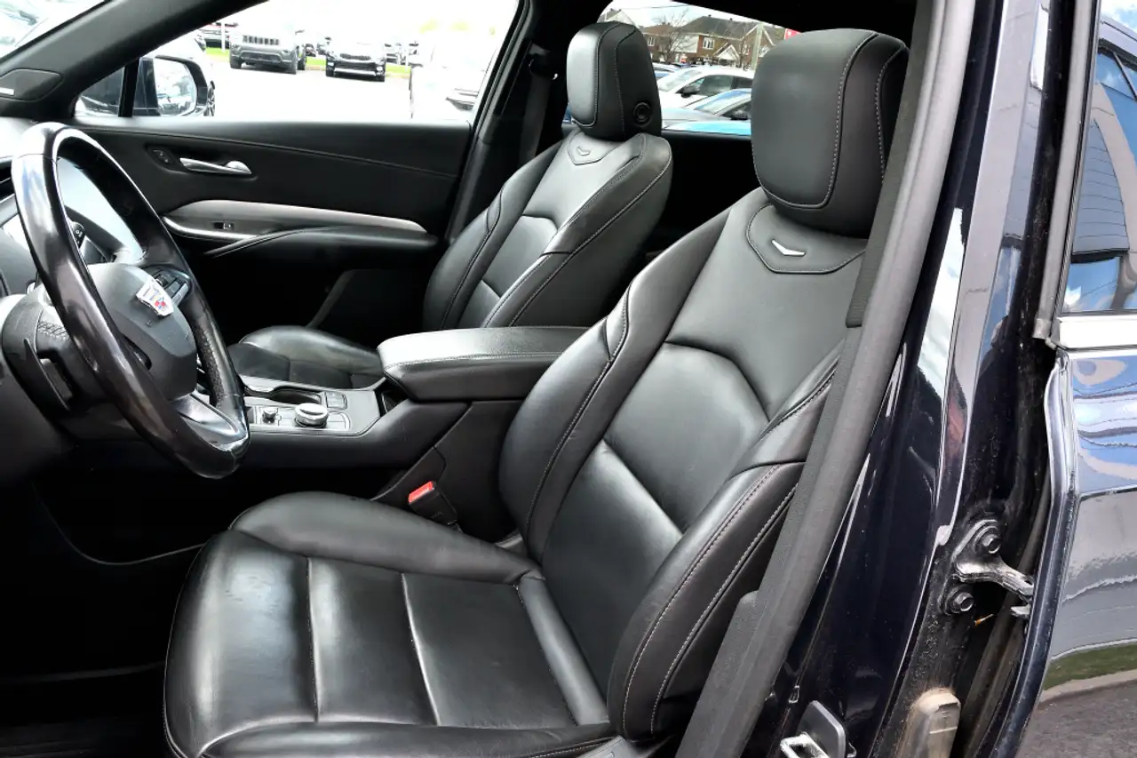 Cadillac XT4 снимка Cadillac XT4