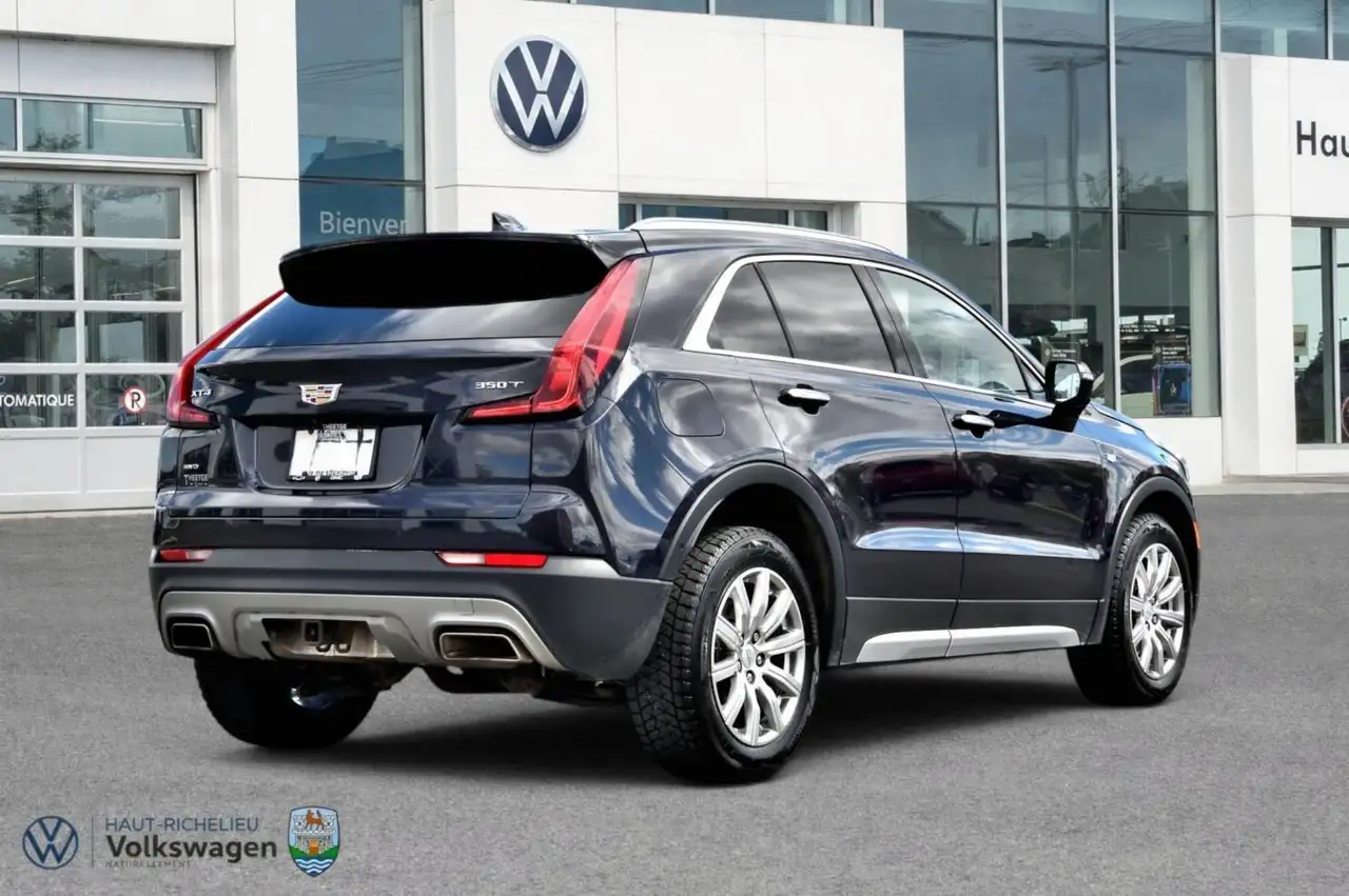Cadillac XT4 снимка Cadillac XT4