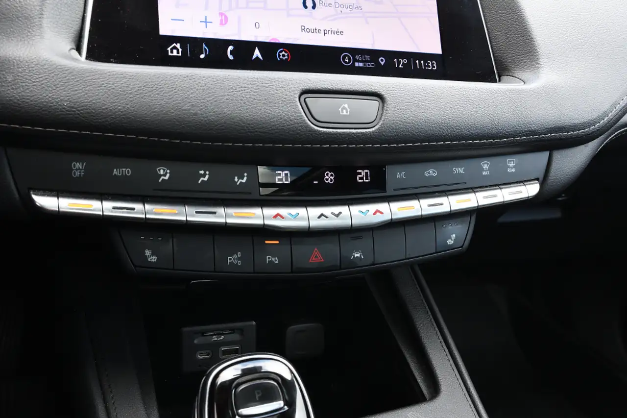 Cadillac XT4 снимка Cadillac XT4