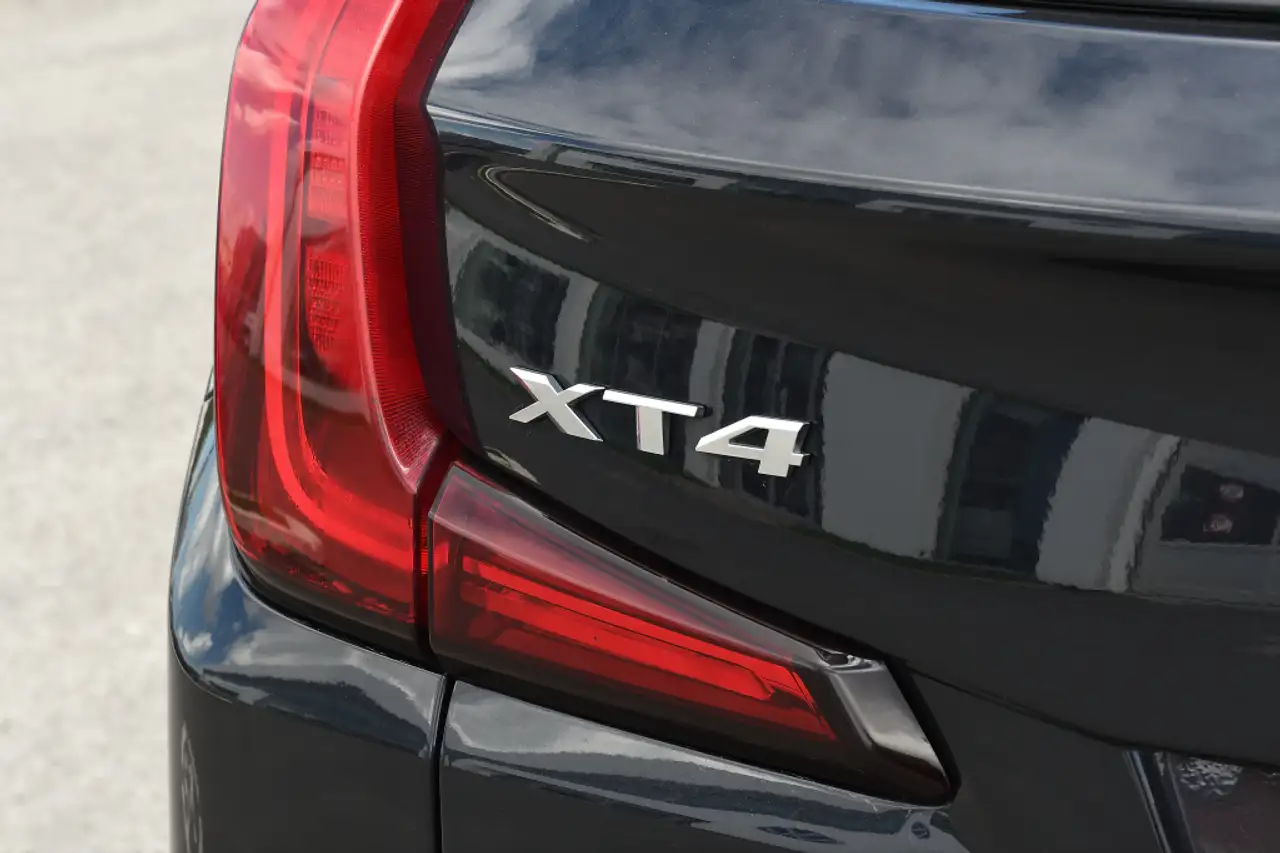 Cadillac XT4 снимка Cadillac XT4