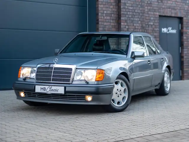 Mercedes-Benz 500 E W124, Perlmuttgrau, Leder, H-Zul., sehr gepflegt