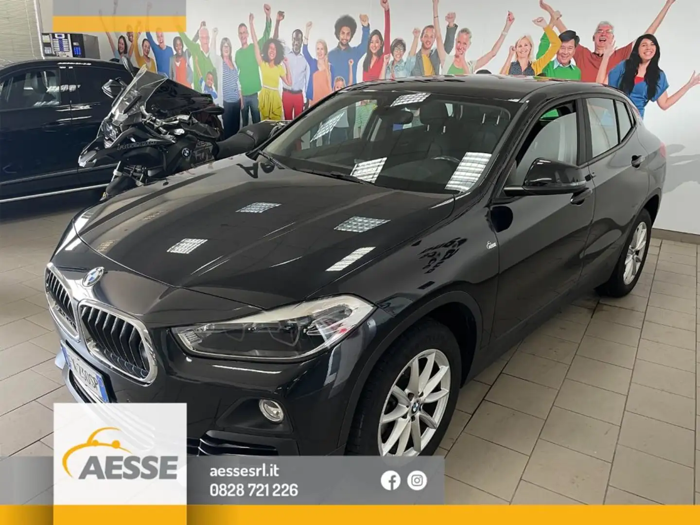 BMW X2 sDrive16d Zwart - 1