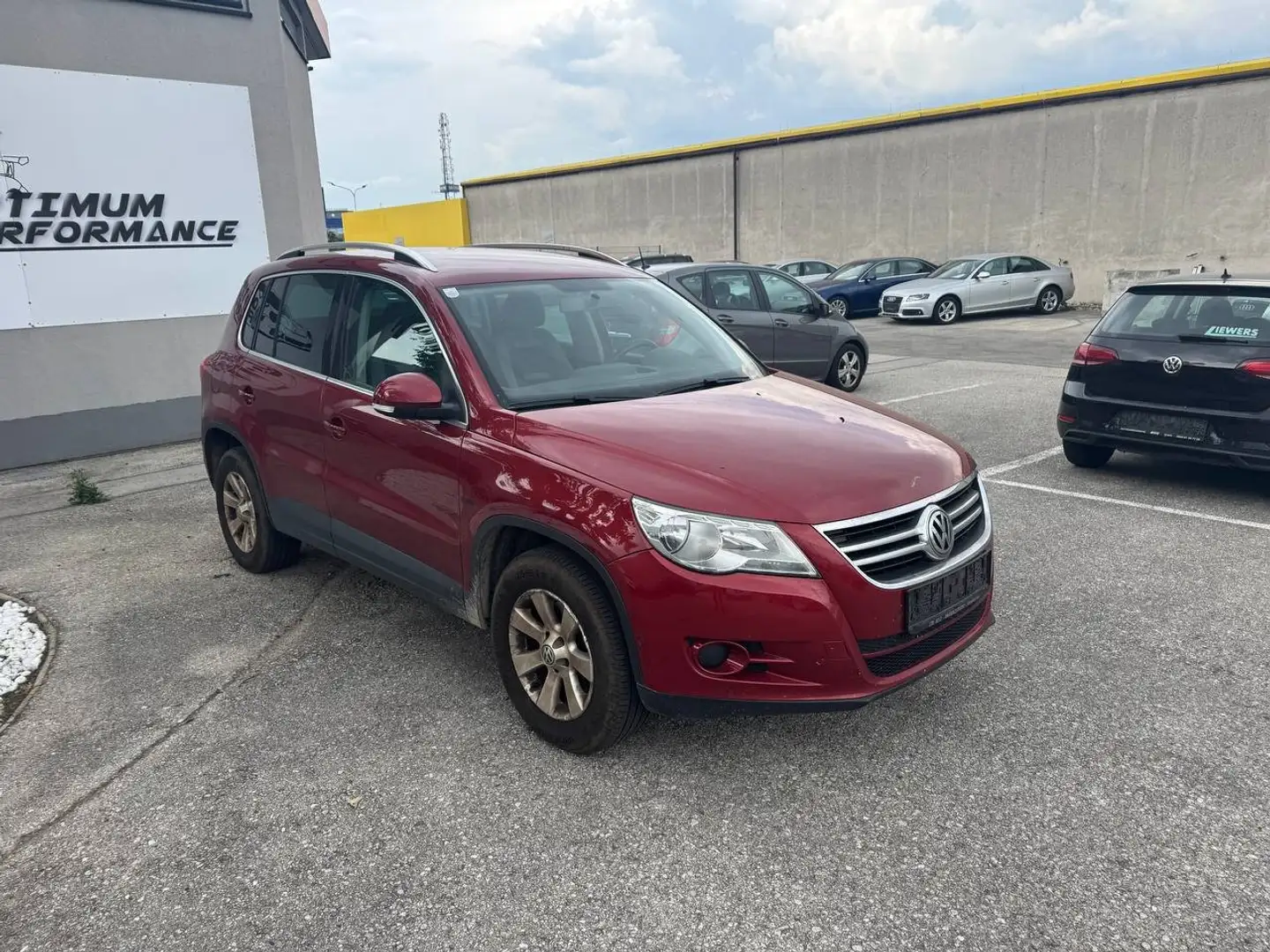 Volkswagen Tiguan Sport  4 Motion Rouge - 2