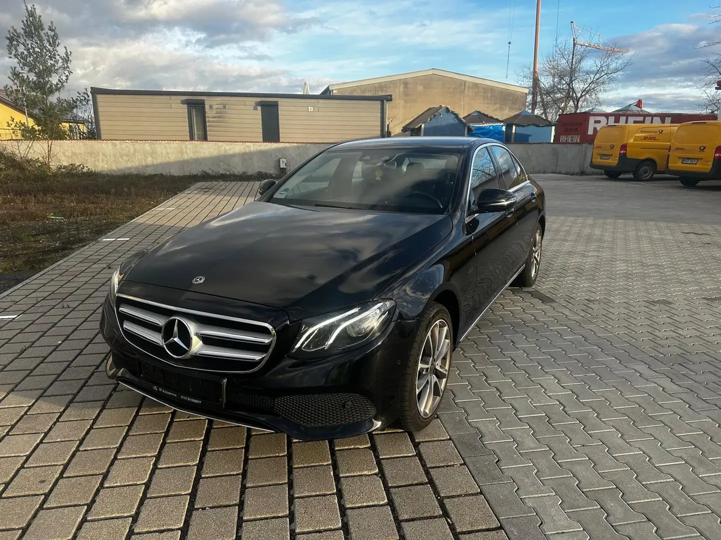 Mercedes-Benz E 350 350e 9G-TRONIC Avantgarde - 1