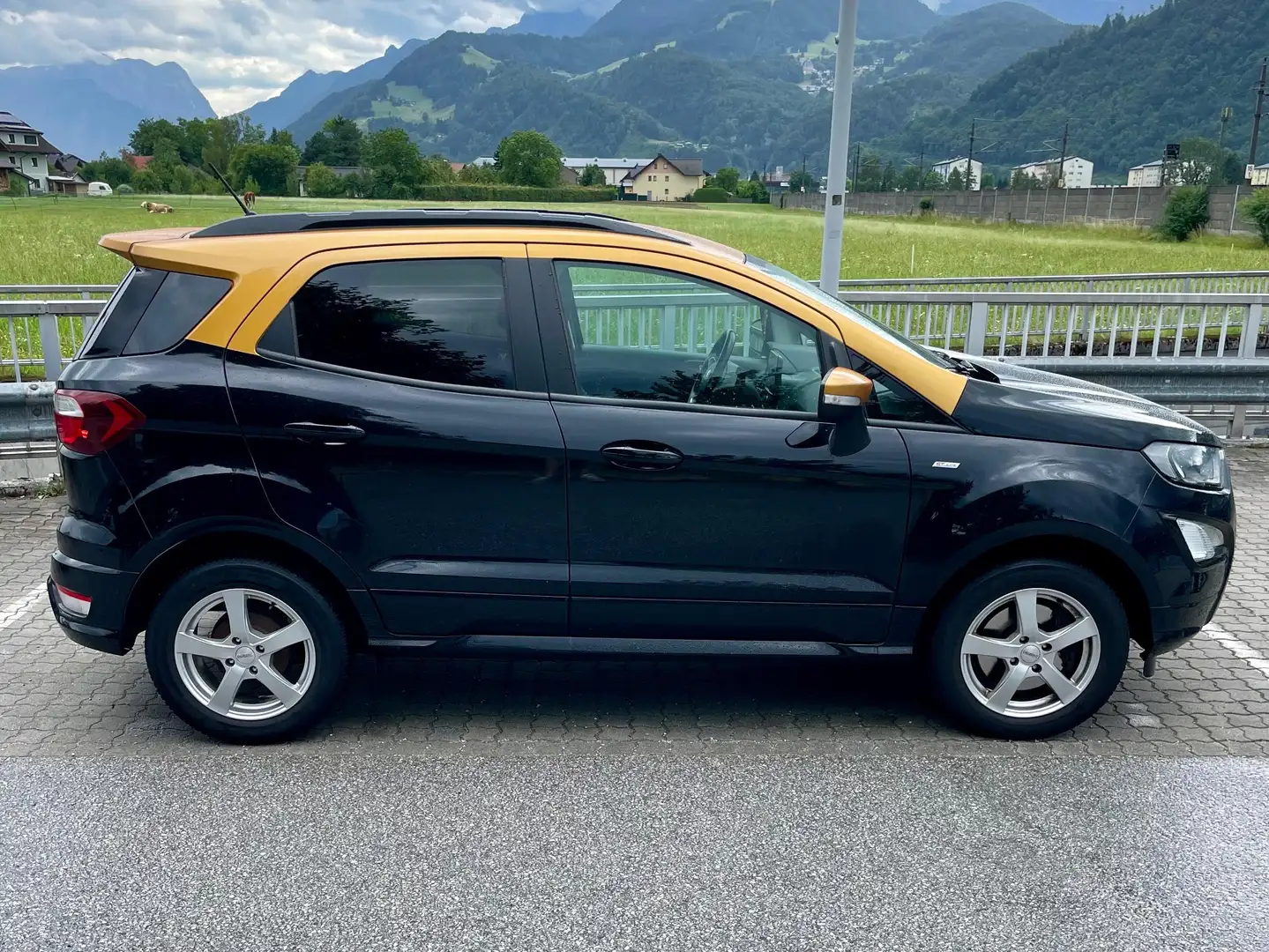 Ford EcoSport EcoSport 1,0 EcoBoost ST-Line ST-Line Schwarz - 2