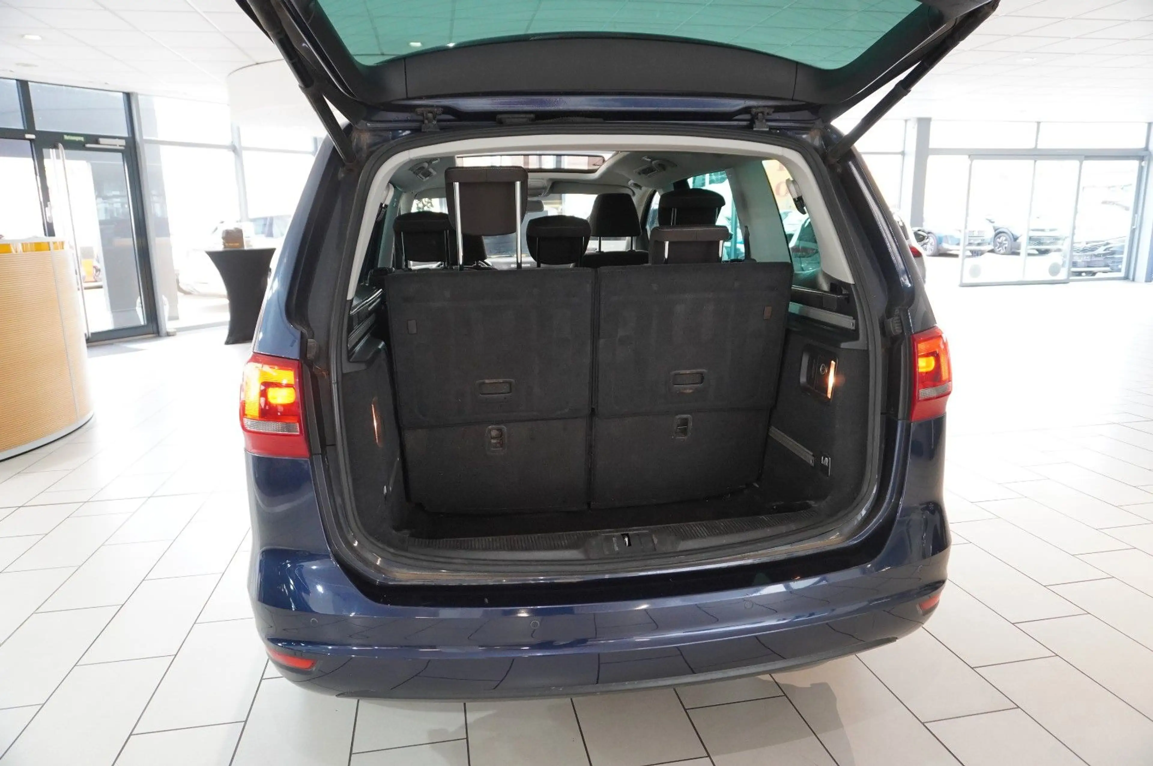 Volkswagen Sharan 1.4 TSI STYLE 7-SITZE NAVI/PANO./SPORT/SH — photo 15