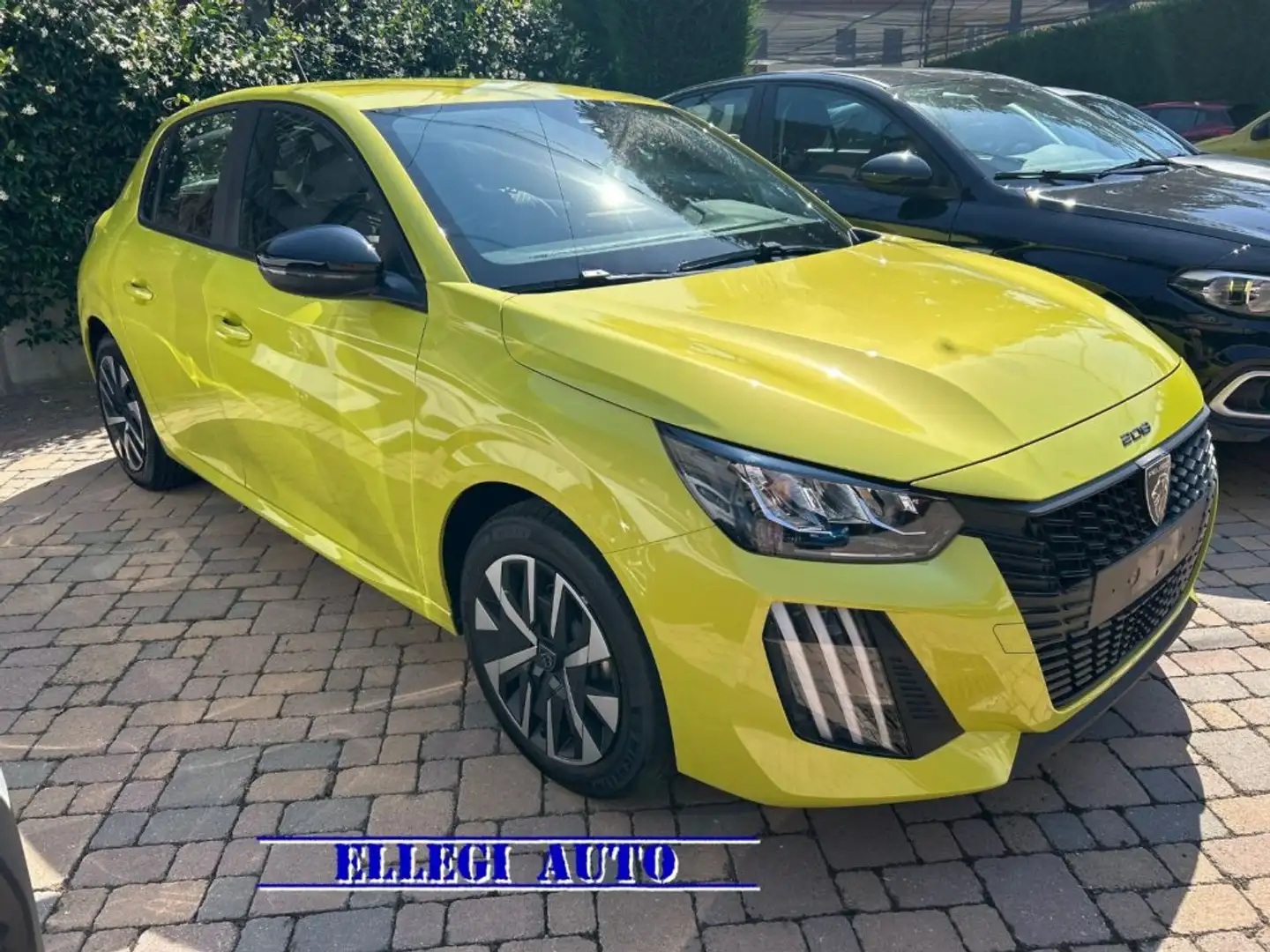 Peugeot 208 PROMO FINANZ PureTech 1.2 75 cv 5 porte Style KM 0 Giallo - 1