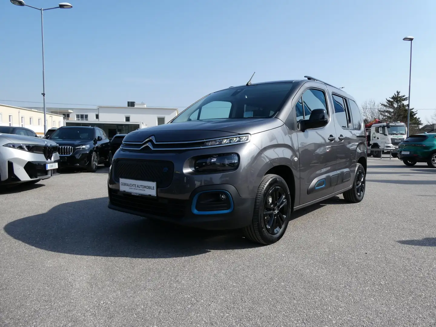 Citroen Berlingo e-Berlingo Batterie 50 kWh Grau - 1