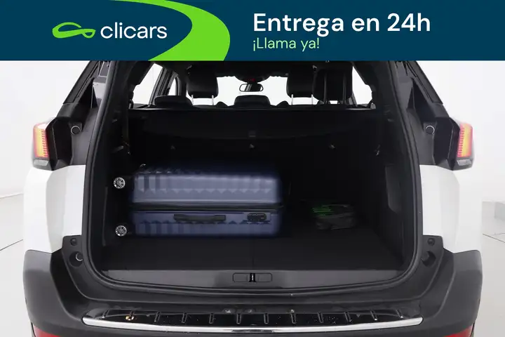 Peugeot 5008 2023, foto 17