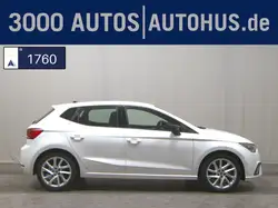 Seat Arona Ibiza 1.0 TSI FR Navi LED vc SPORTSITZE KLIMAAUT RADIO MFL PDC KAMERA