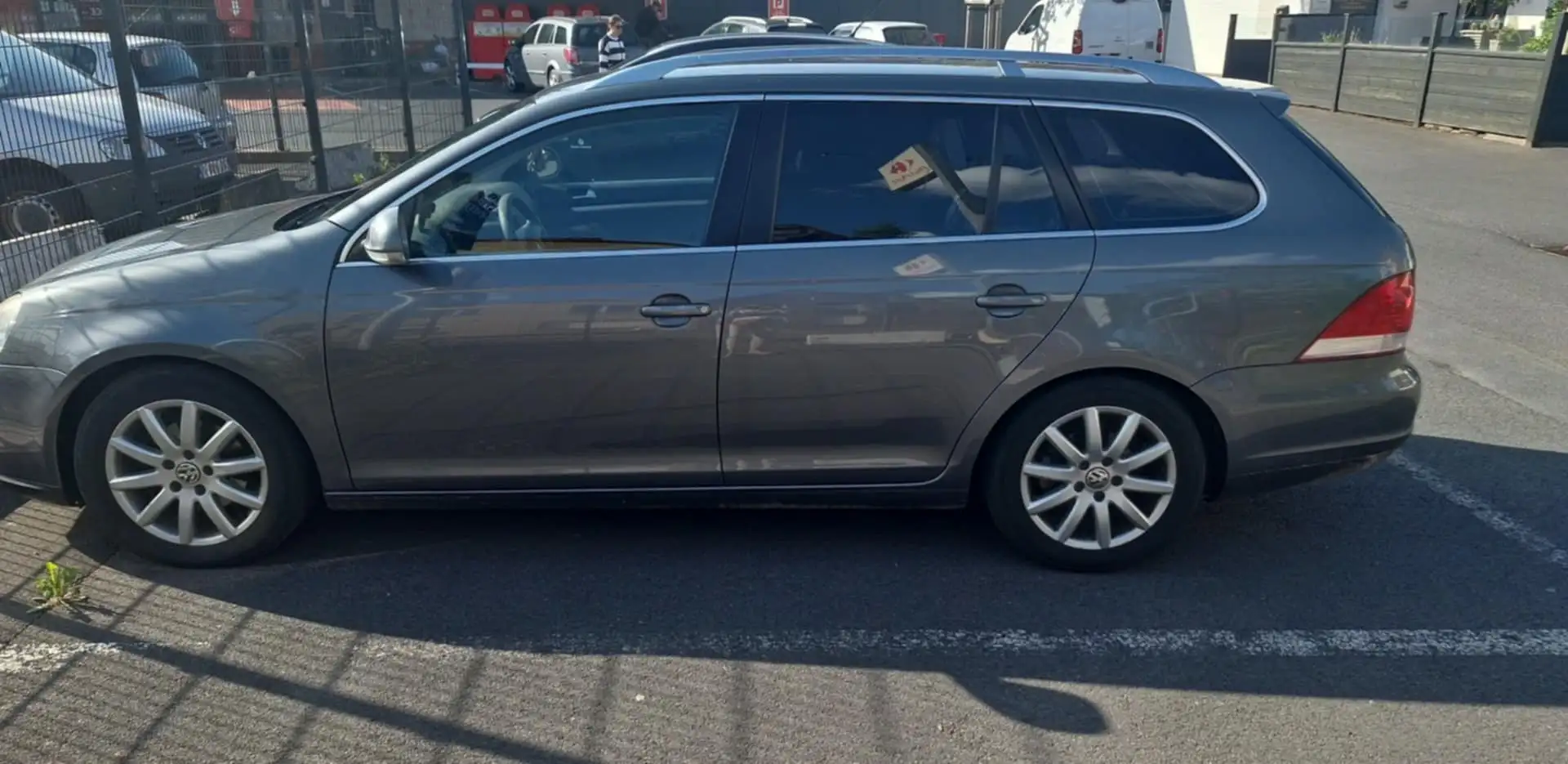 Volkswagen Golf break - 1