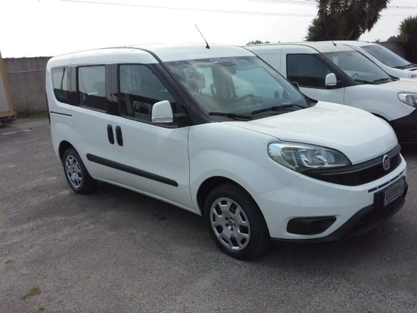 Fiat Doblo 1.4 TJET NATRUAL PAWER METANO 5 POSTI AUTOVETTURA Wit - 2