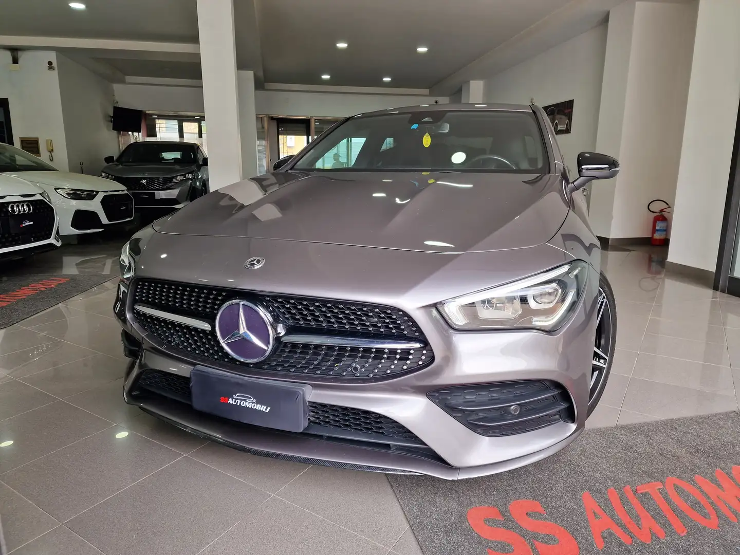 Mercedes-Benz CLA 200 CLA Coupe 200 d Premium auto Grigio - 2