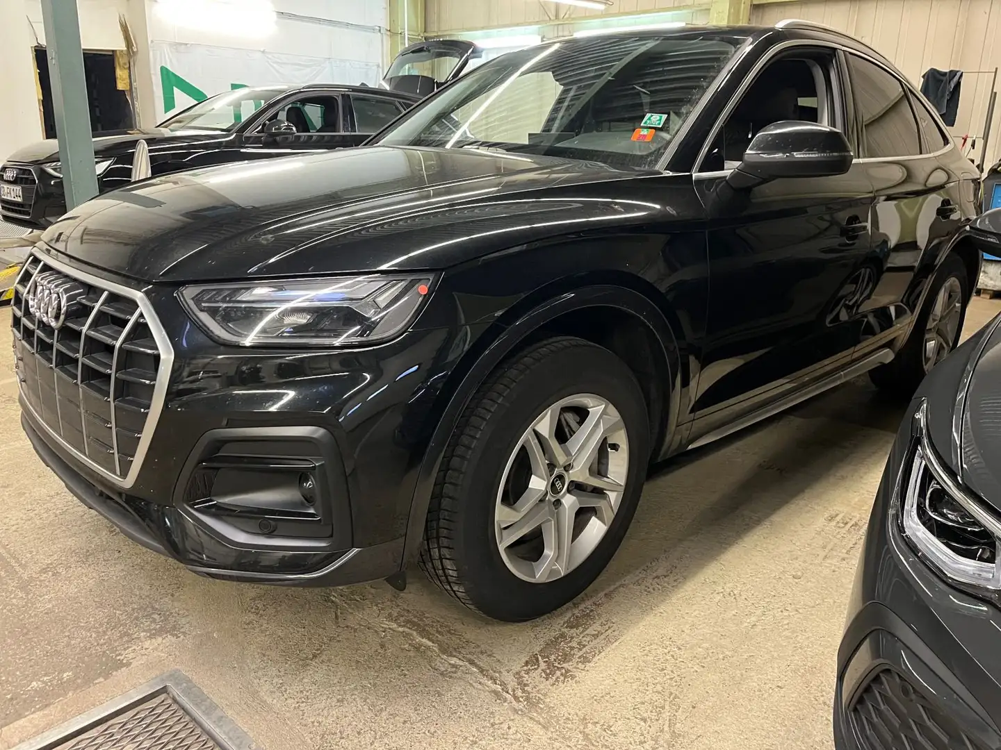 Audi Q5 50 TFSI e quattro advanced Schwarz - 2