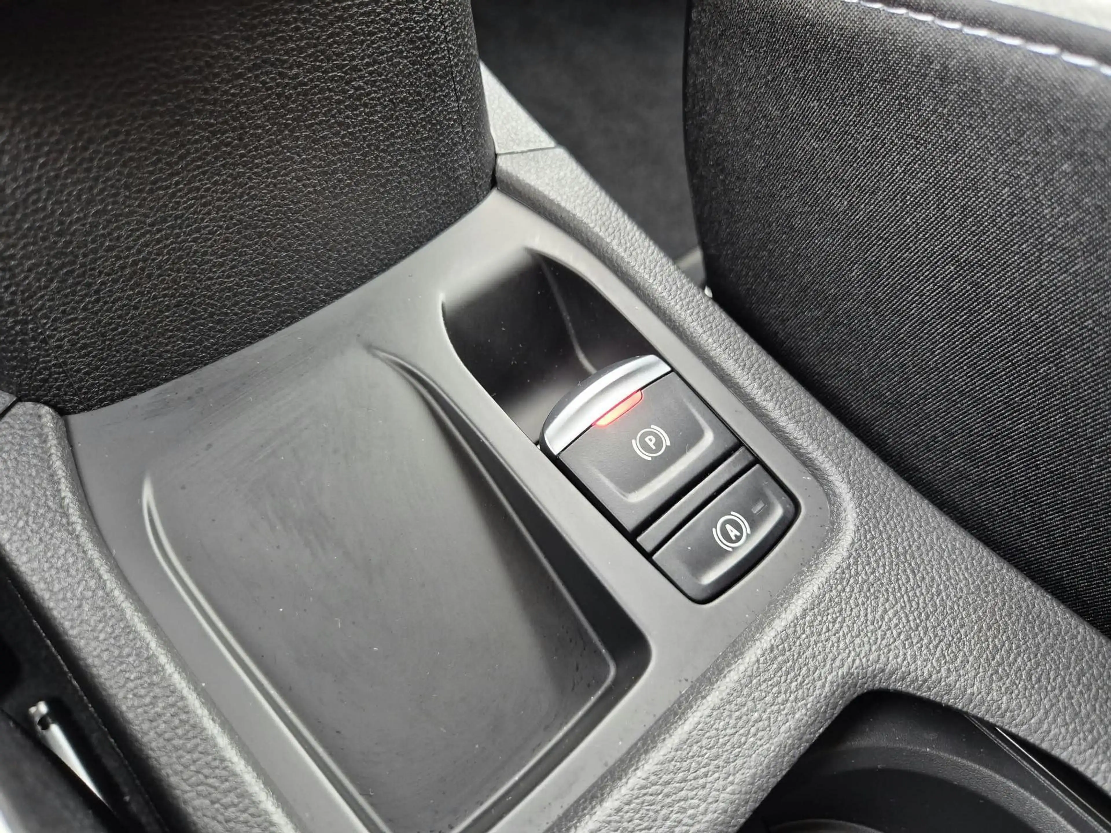 Mitsubishi Colt 1.6 HEV Instyle | Achteruitrijcamera | Autonomous — photo 9