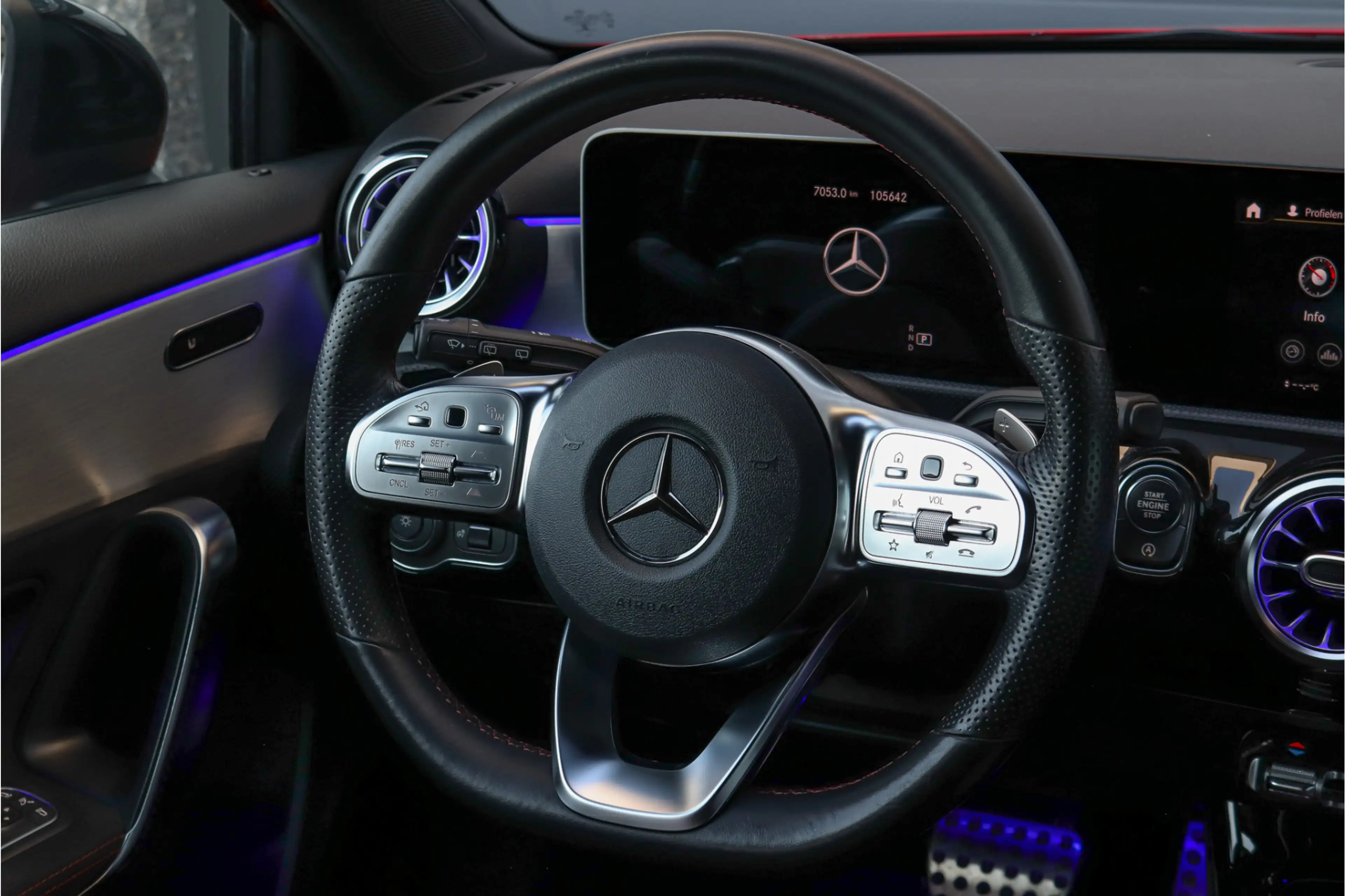 Mercedes-Benz A 180 Business Solution AMG Navi Carplay LED adaptief Ca — photo 11