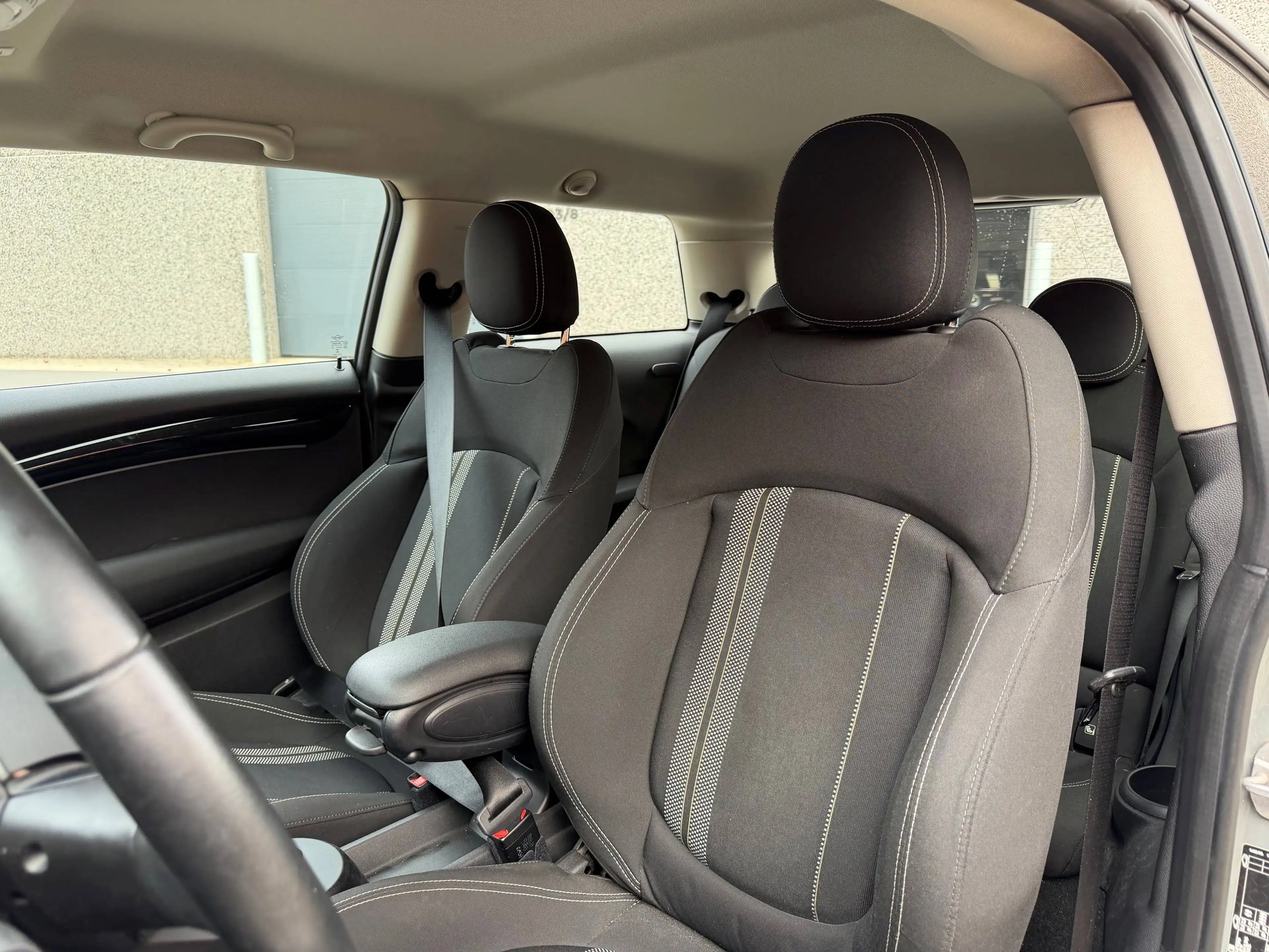 MINI Cooper SE e-Mini 28.9 kWh Cooper SE  Full electric - Black Pack - Apple Carplay - SOH 95,1% - DAB — photo 4