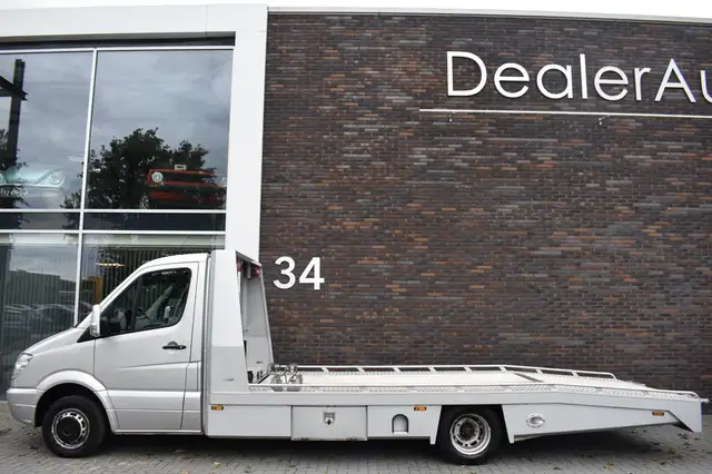 Mercedes-Benz Sprinter view 10