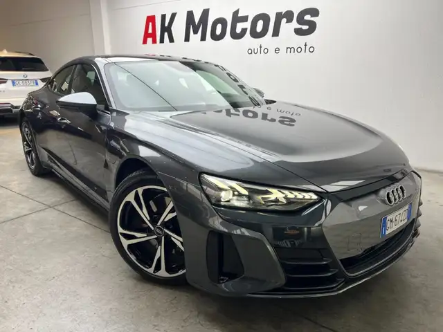 Audi e-tron GT quattro
