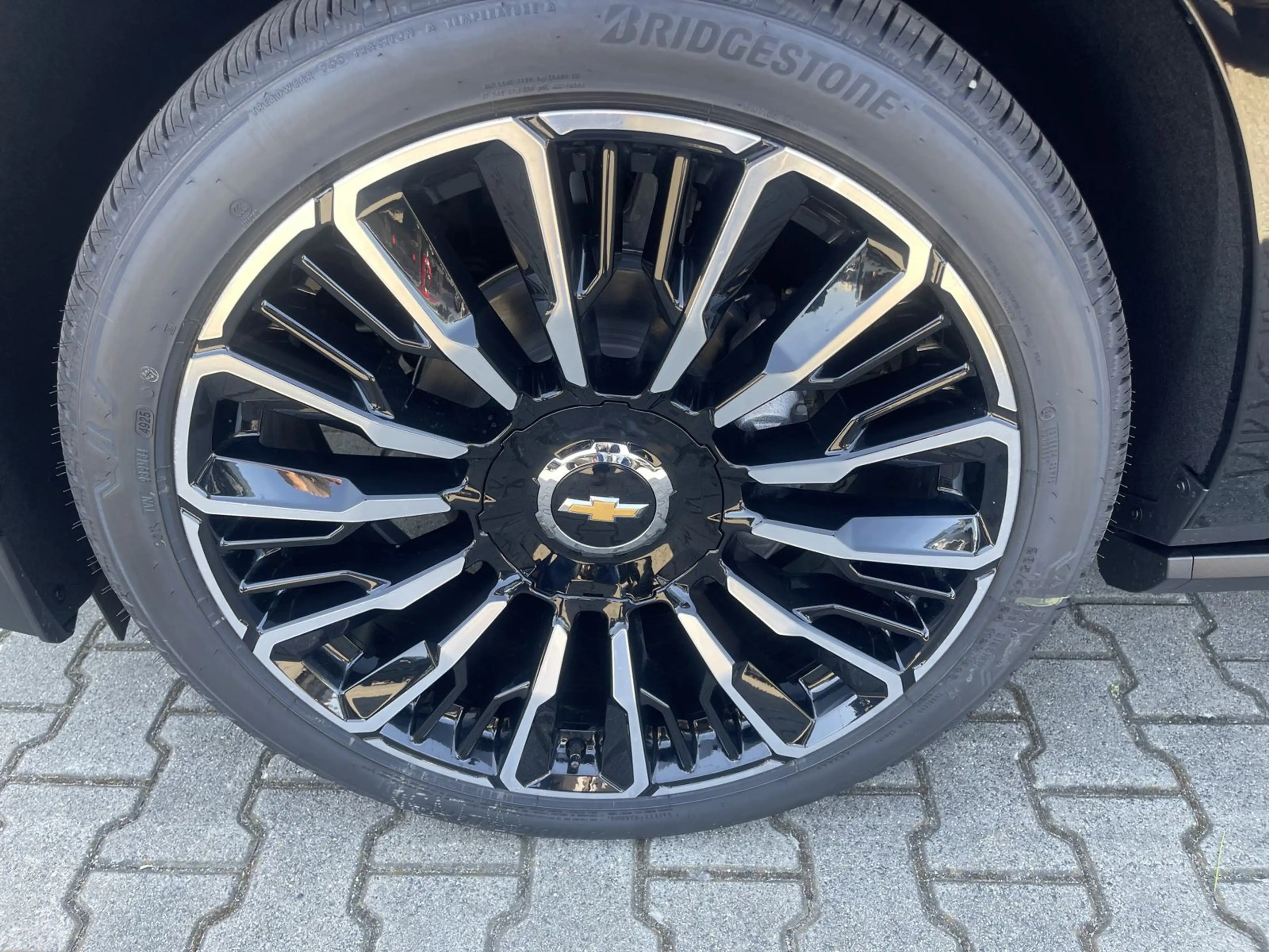 Chevrolet Tahoe High Country 6,2 V8 Entertaiment*24"Räder — photo 6