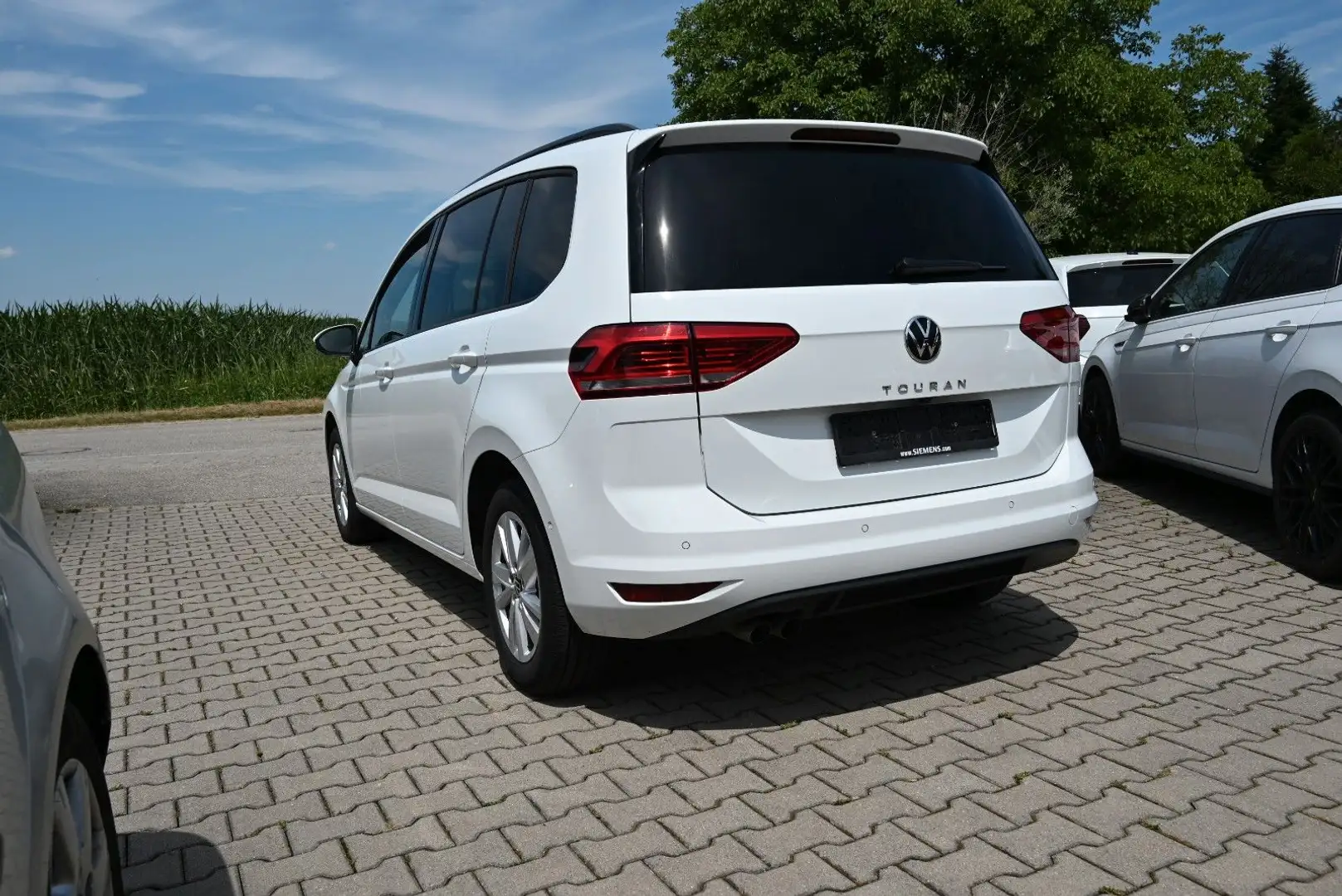Volkswagen Touran Highline/Panorama/LED/AHK/Alcantara Weiß - 2