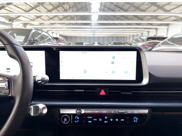Hyundai IONIQ 6 view 12