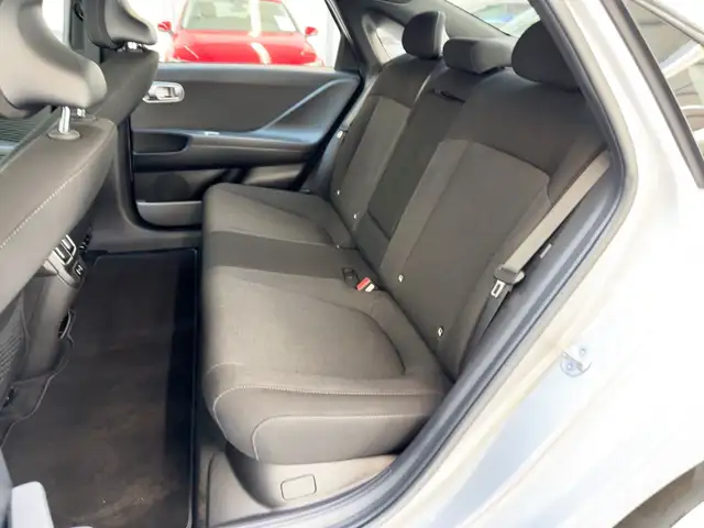 Hyundai IONIQ 6 view 15