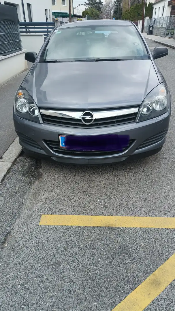 Opel Astra 1,6 GTC Cosmo - 1