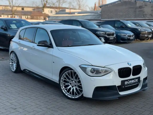 BMW 135 135i xDrive*Perform*Aut*Leder*Shzg*Sportauspuff
