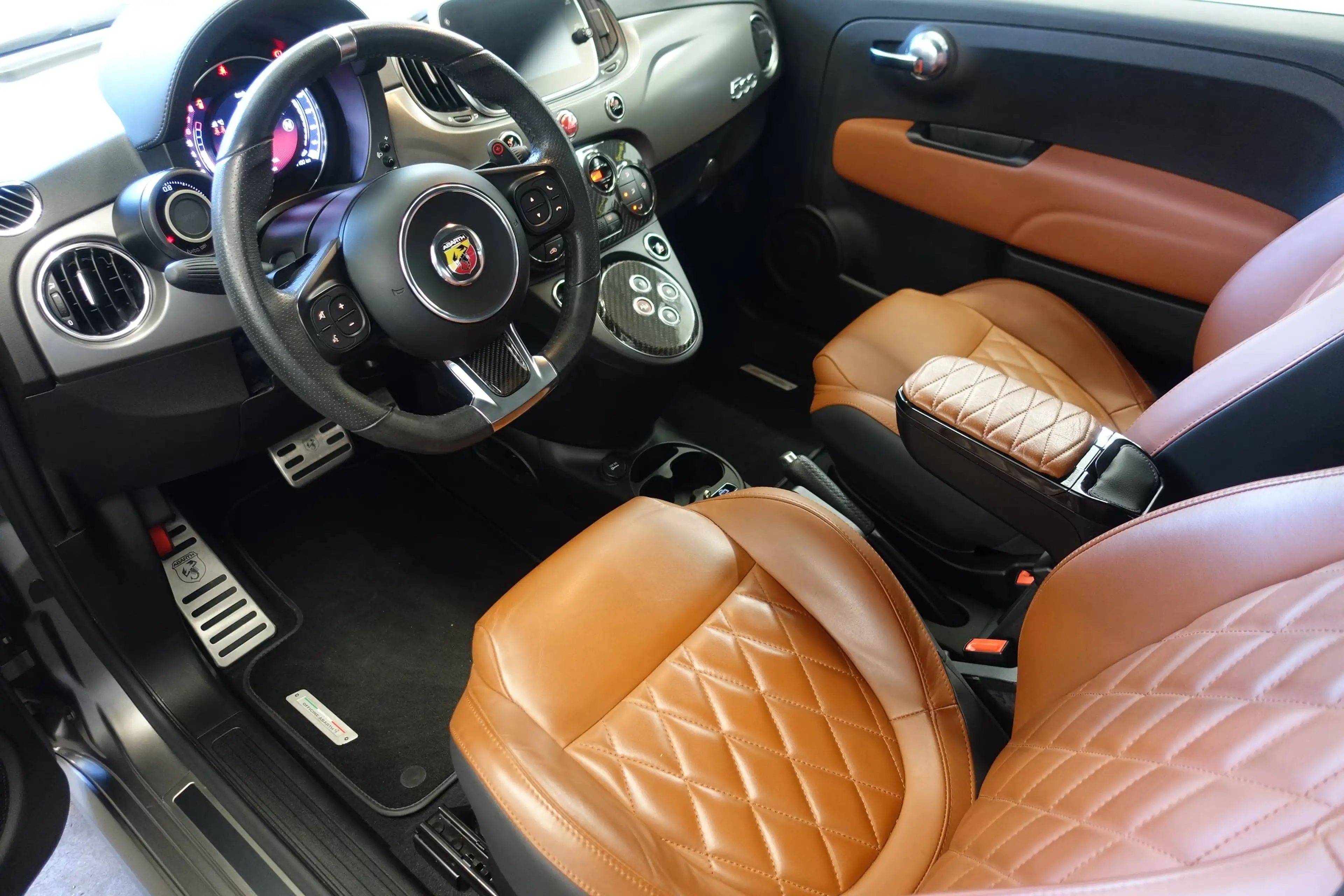 Abarth 595 Turismo Abarth 595C Turismo MTA Turismo G-TEC — photo 5