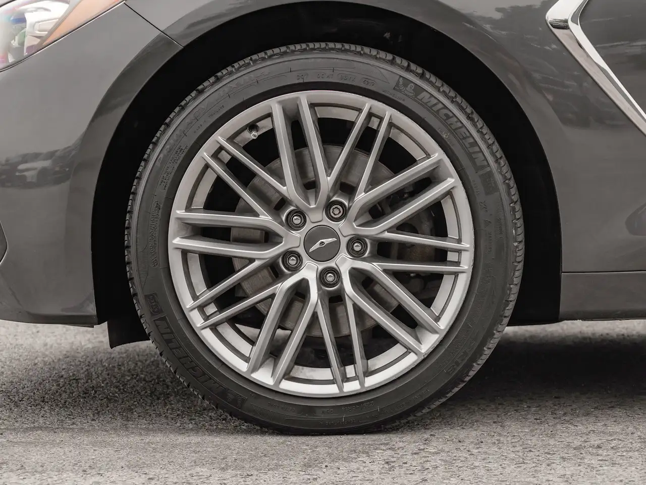 Genesis G70 снимка Genesis G70