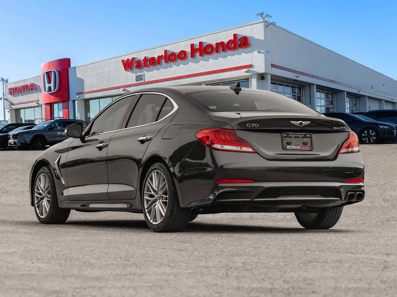 Genesis G70 снимка Genesis G70