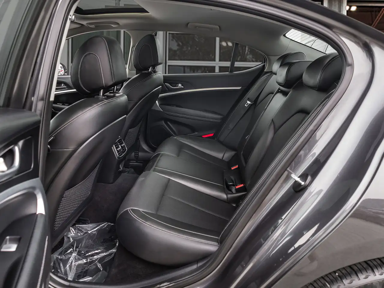 Genesis G70 снимка Genesis G70