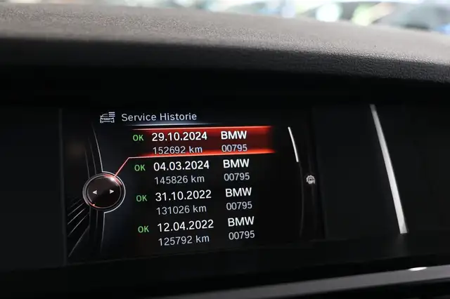 BMW X3 view 19