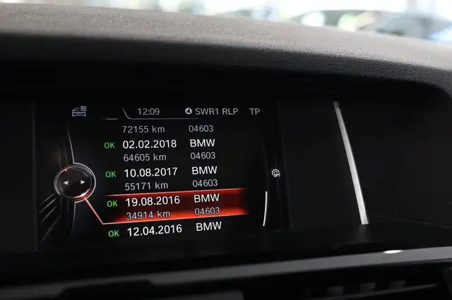 BMW X3 view 21