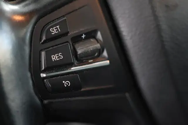 BMW X3 view 14