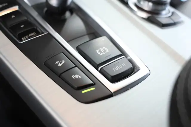 BMW X3 view 26