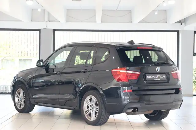 BMW X3 view 4