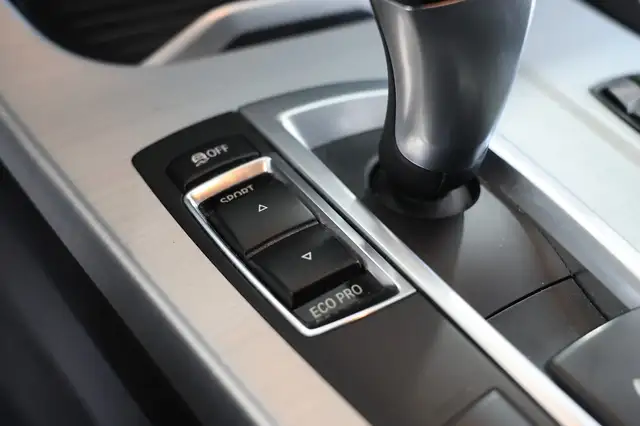 BMW X3 view 25