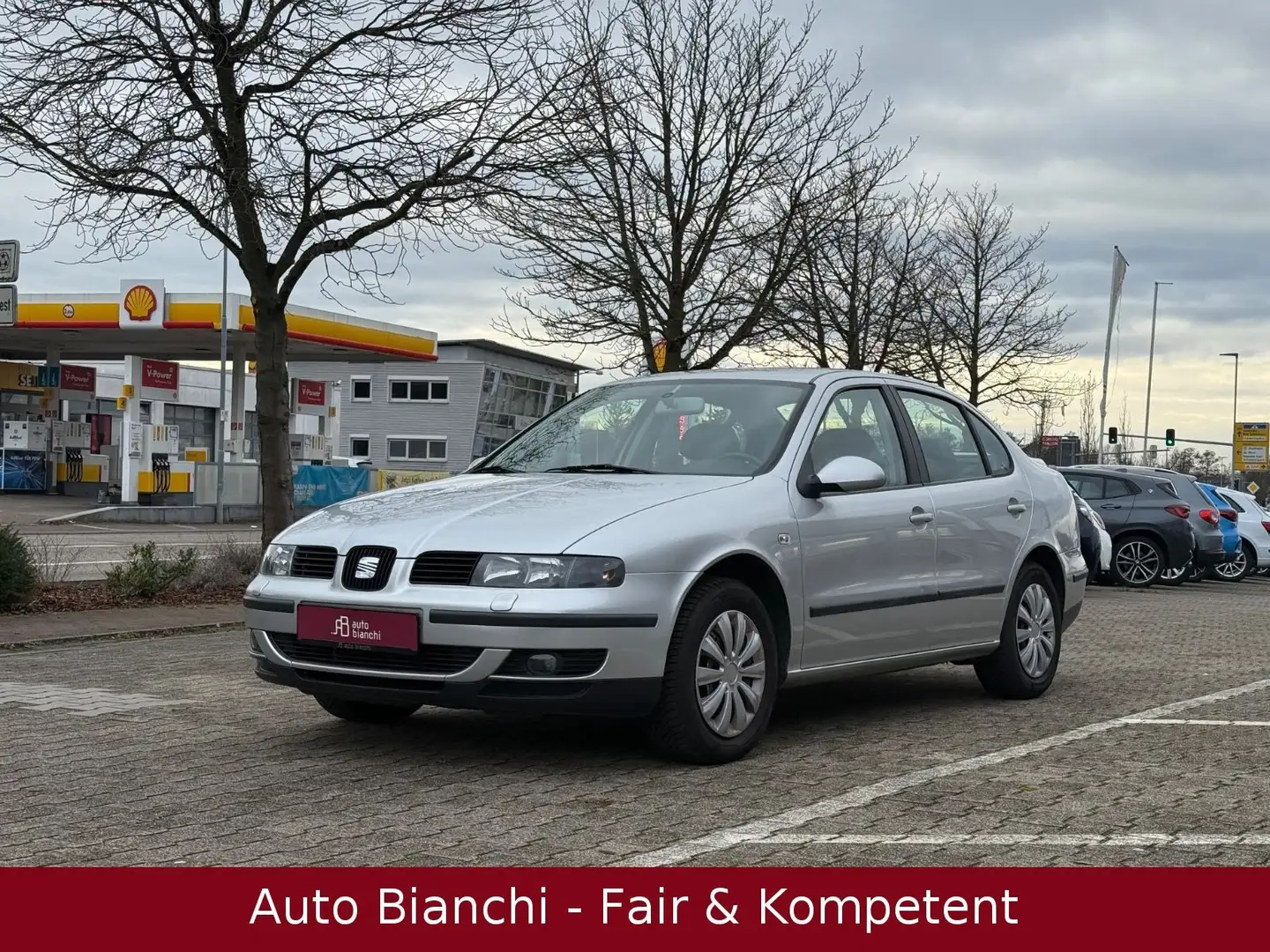 SEAT Toledo Signo 1,8 Autom.*Sitzheiz. *Klima*USB *BT Silber - 1